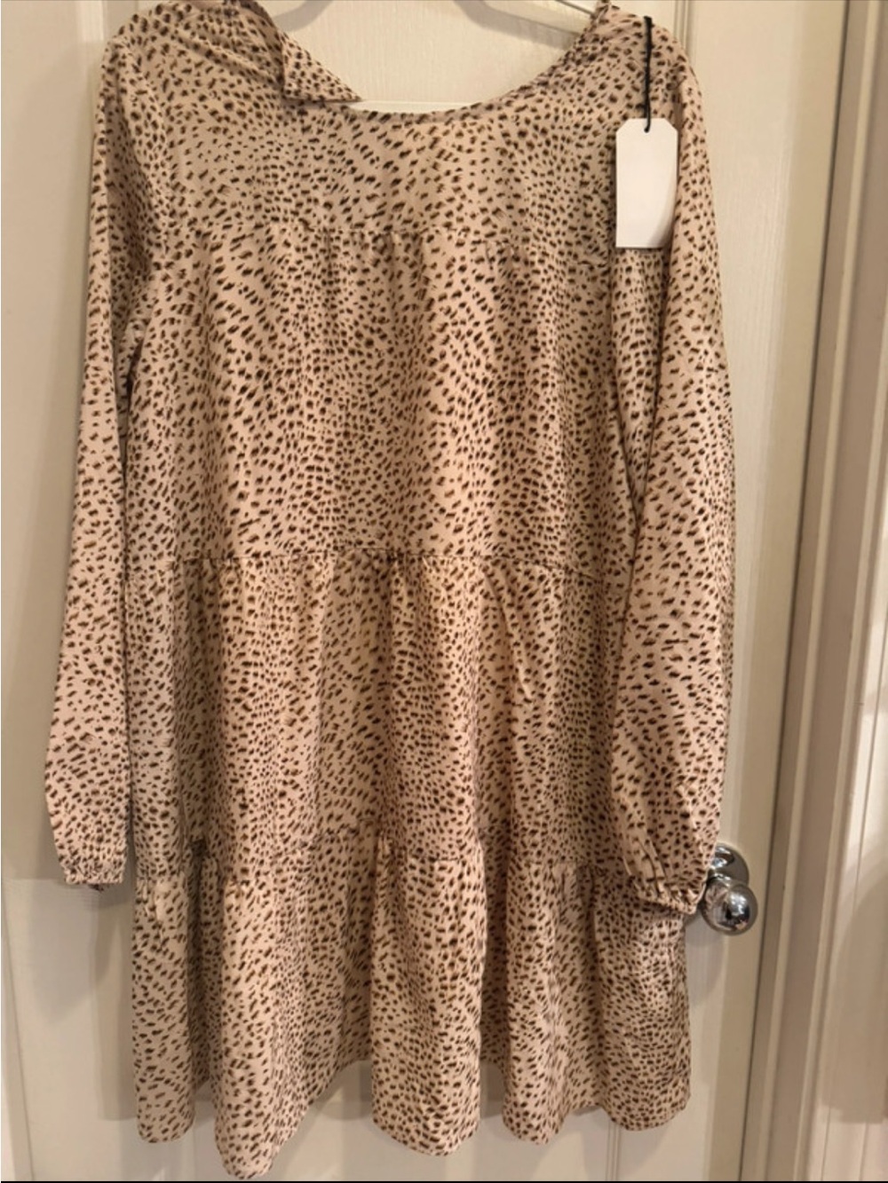 Cotton bleu Beige Animal Print Long Sleeve Tiered Dress